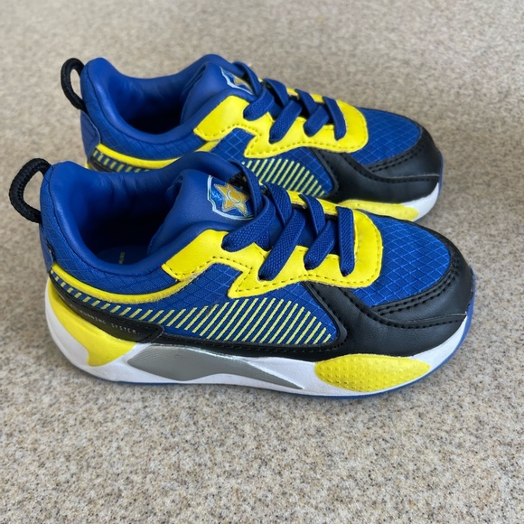 boys puma tennis shoes